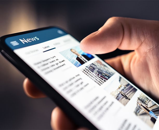 News Article Smartphone Browsing